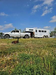 Horse hauling to July Amberlea Meadows Show