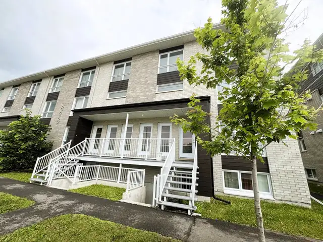 $1600 - 824 MALONEY EST - 2 Chambres/Rooms & 1 office - GATINEAU