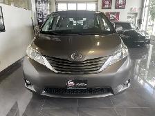 2011 Toyota Sienna XLE - Photo 2