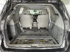 2011 Toyota Sienna XLE - Photo 9