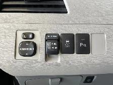 2011 Toyota Sienna XLE - Photo 23