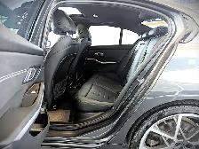 2020 BMW 3-Series 330i xDrive M Sport - Photo 24