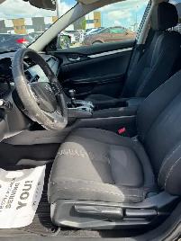 2018 Honda Civic Sedan LX Manual : Backup Camera - Photo 7