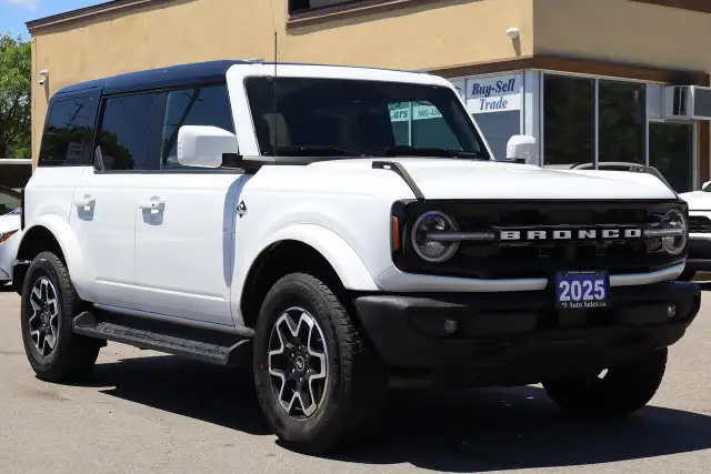 2025 Ford Bronco OUTER BANKS 4 DOOR 4X4