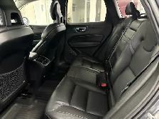 2018 Volvo XC60 T5 AWD Momentum - Photo 13