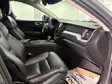 2018 Volvo XC60 T5 AWD Momentum - Photo 19