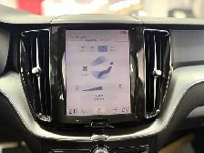 2018 Volvo XC60 T5 AWD Momentum - Photo 25