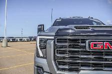 2026 GMC Sierra 3500HD AT4 - Photo 11