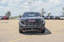 2026 GMC Acadia AT4 | Panoramic Sunroof | HD Surround Vision - Photo 3