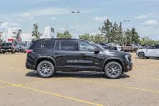 2026 GMC Acadia AT4 | Panoramic Sunroof | HD Surround Vision - Photo 10