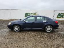 2014 Chrysler 200 - Photo 5