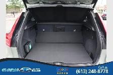 2024 Volvo XC40 DARK THEME B5 AWD - Photo 11
