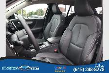 2024 Volvo XC40 DARK THEME B5 AWD - Photo 16