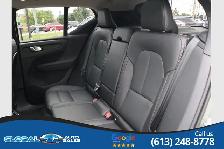 2024 Volvo XC40 DARK THEME B5 AWD - Photo 17