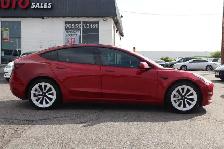 2023 Tesla Model 3 - Photo 8