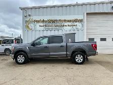 2022 Ford F-150 XLT Super Crew 3.3L V6 | Reverse Camera | Power - Photo 8