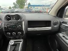 2017 Jeep Compass 4WD | No Accident | Command Start - Photo 25