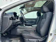 2021 Nissan Sentra SV | Command Start | Sunroof - Photo 16