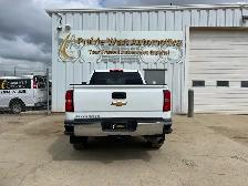 2017 Chevrolet Silverado 2500HD Crew Cab 6.6L V8 Diesel | Revers - Photo 6