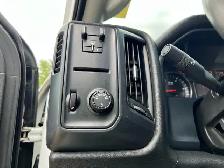 2017 Chevrolet Silverado 2500HD Crew Cab 6.6L V8 Diesel | Revers - Photo 16