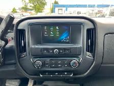 2017 Chevrolet Silverado 2500HD Crew Cab 6.6L V8 Diesel | Revers - Photo 23