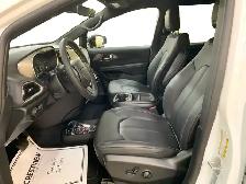 2027 Chrysler Grand Caravan SXT - Photo 10