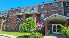 2 BEDROOM PLUS DEN 2 LEVEL AUG 1 CLAYTON PARK WEST HT, HW INC.