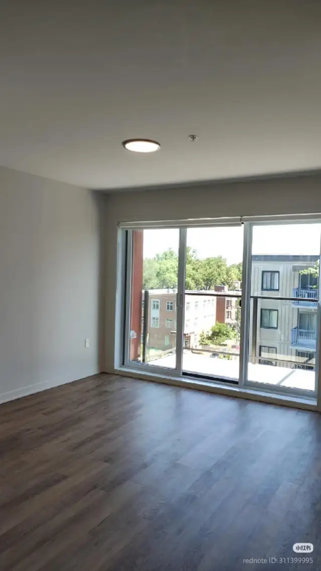Lease Transfer (Spacious 3½) - ALL INCLUDED - 3550 Jean-Brill