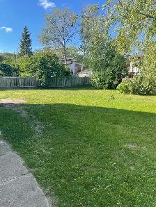 Three Bedroom House for Rent - Photo 3