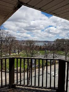Spacious 2BR w/ Balcony & Elevator - Charles St - Sept 1st - Photo 6