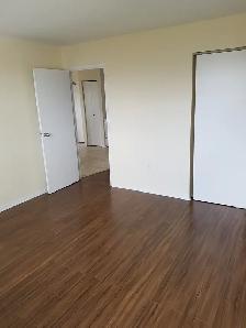Spacious 2BR w/ Balcony & Elevator - Charles St - Sept 1st - Photo 13