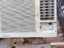 Fraicheur assuré Danby 7300 btu Climatiseurs de fenêtre