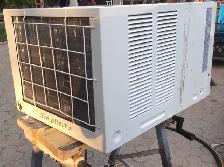 Fraicheur assuré Danby 7300 btu Climatiseurs de fenêtre - Photo 3