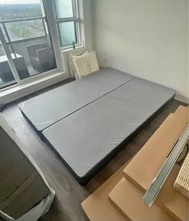 brand new queen box spring free delievery