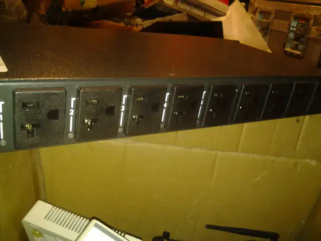 Liebert / Emerson Network Power Managed PDU (Power Distribution