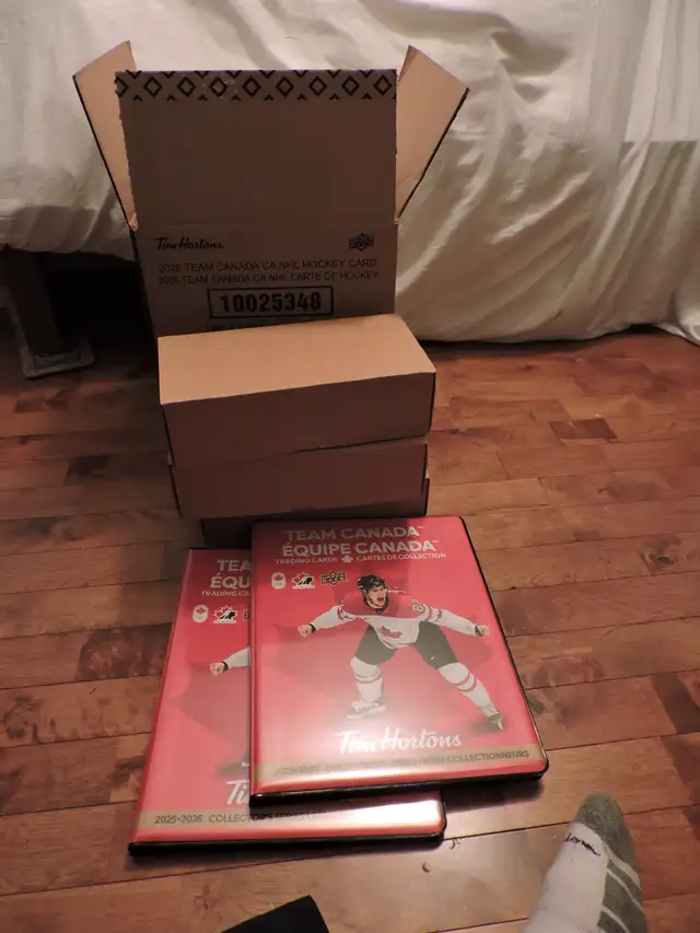 Boîtes de Cartes de hockey scellées Équipe Tim Horton Canada 202
