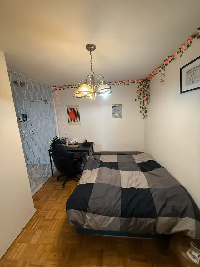 1 x Bedroom Apt, Furnished, from August 1st, Amazing Location