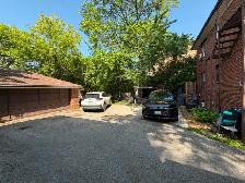 Beautifully renovated detached triplex on a large 50 x 120ft lot - Photo 3