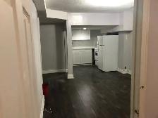 1 bed 1 bath basement apartment - Photo 3