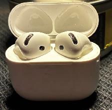 Apple AirPods PRISTINE CHEAP!
