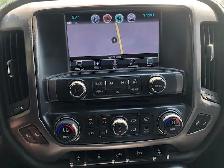 2018 GMC Sierra 1500 SLT ALL TERRAIN navigation, leather loaded - Photo 10