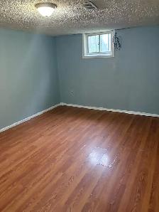 2 Bedroom Basement Apartment - Photo 3