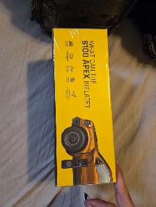 Fanttik air compressor - Photo 2