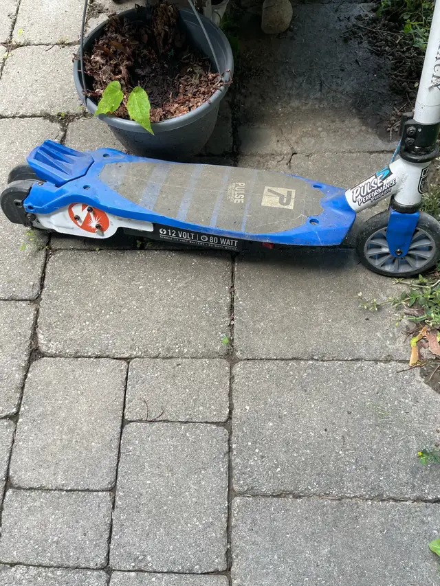 kids electric scooter
