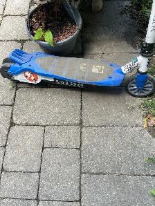 kids electric scooter