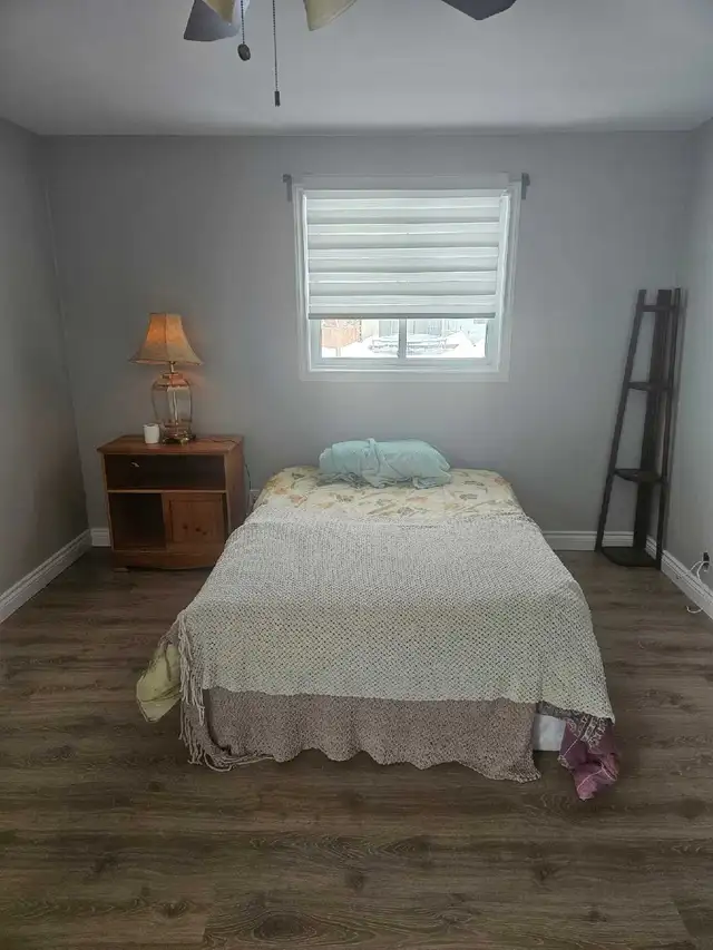 Kelowna BC Bedroom For Rent $750