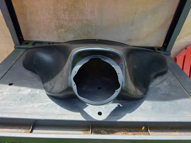 Harley Davidson Batwing Bat Wing Upper Fairing Headlight Cowel