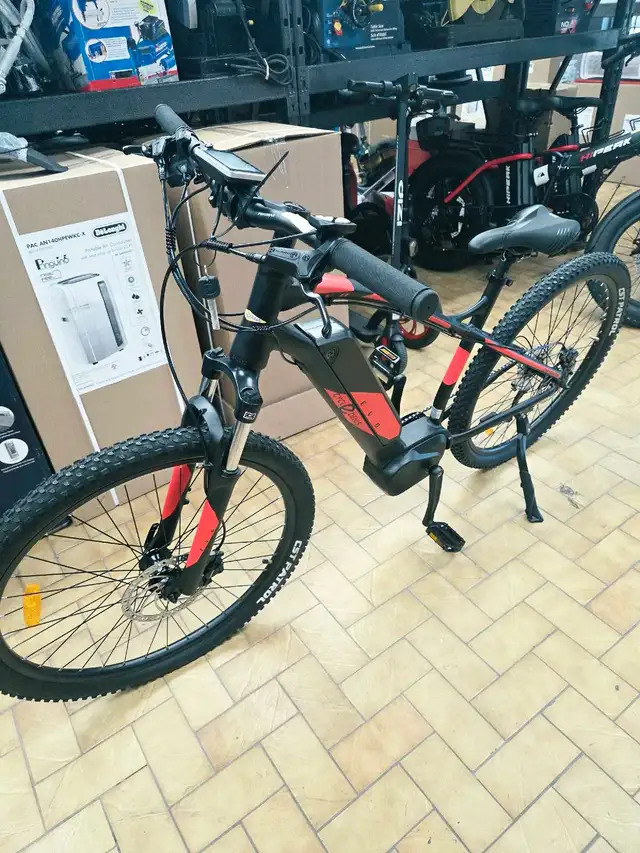 Vélo de montagne électrique