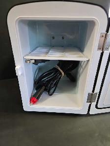 ASTRO 4L Mini Fridge In Box - Photo 2
