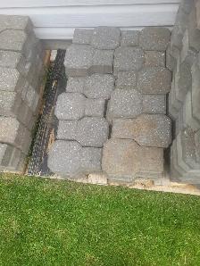 Patio blocks - Photo 2
